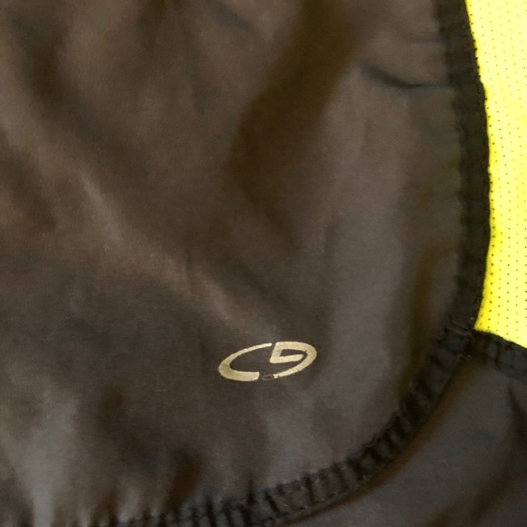 Champion running shorts, size L - Picture 4 of 4